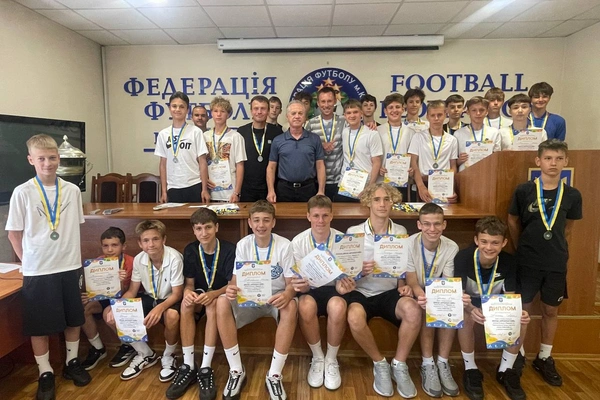 Команди СК «Київ» U14 та ДЮСШ «Арсенал Київ» U15 відзначені за успіхи в Чемпіонаті м. Києва сезону 24/25